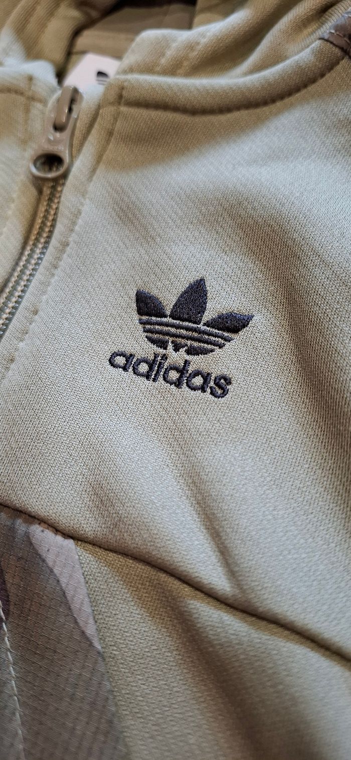 Ensemble adidas neuf - photo numéro 3