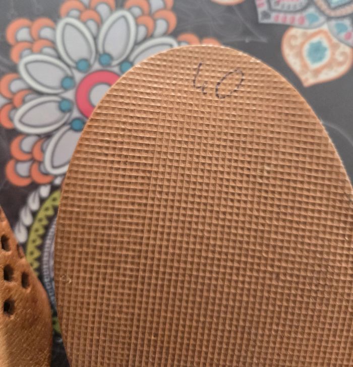 Chaussons tout en cuir taille 40 - photo numéro 6