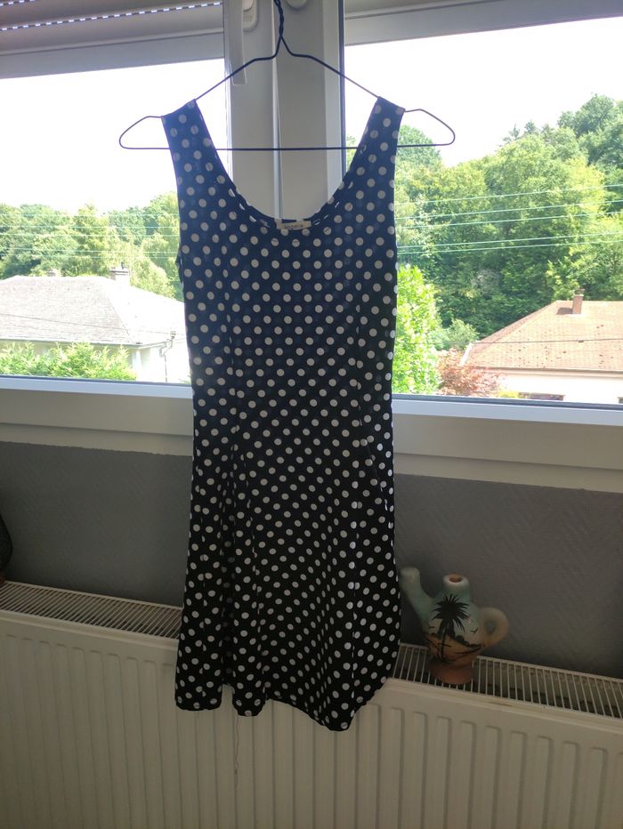 Robe noire et blanc