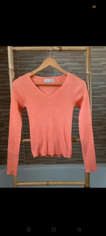 Pull col V corail