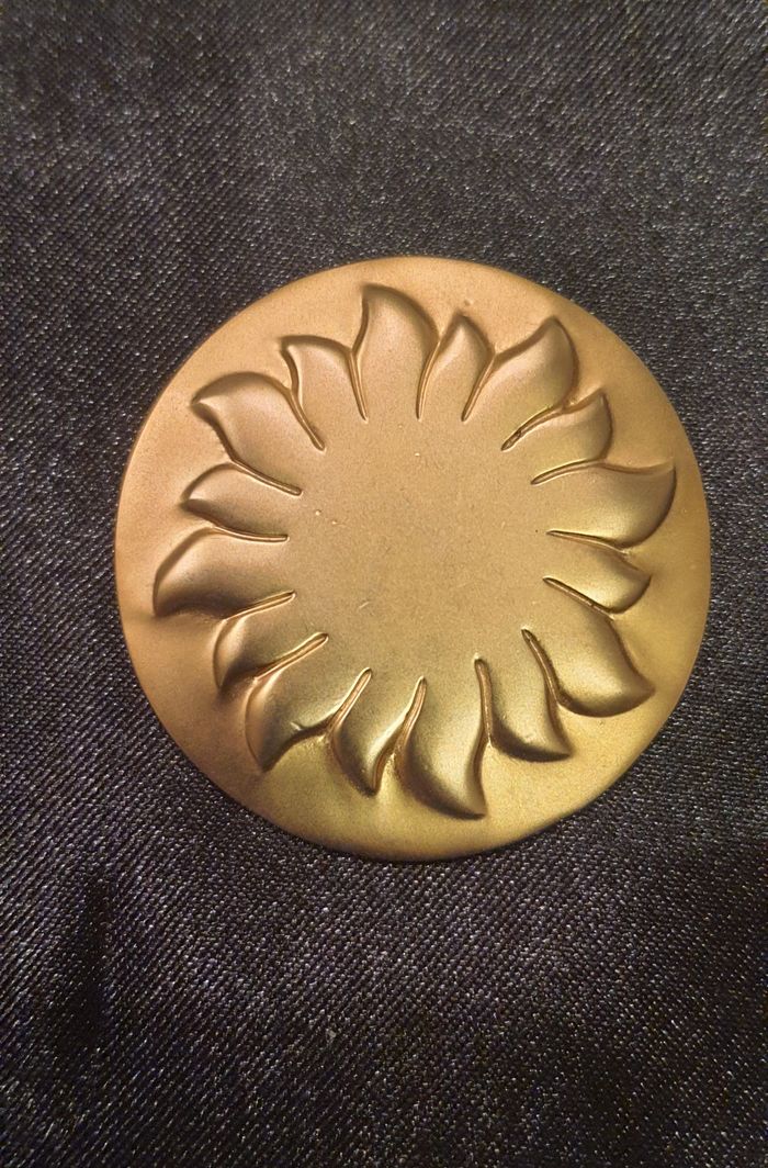 Broche soleil doré mat "Soleiado" vintage