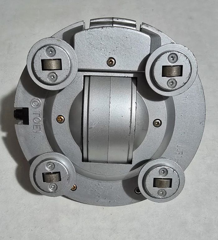 Vaisseau san ku kai space saucer tonto sidéro - photo numéro 3