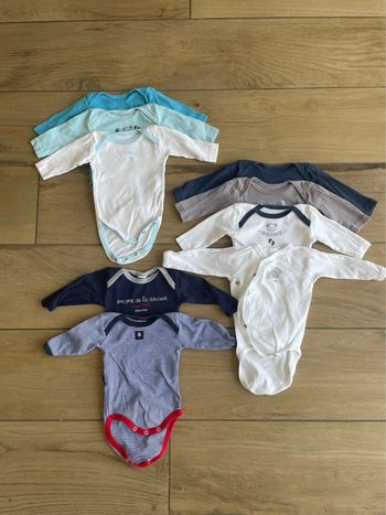 Lot 9 bodies 3 mois