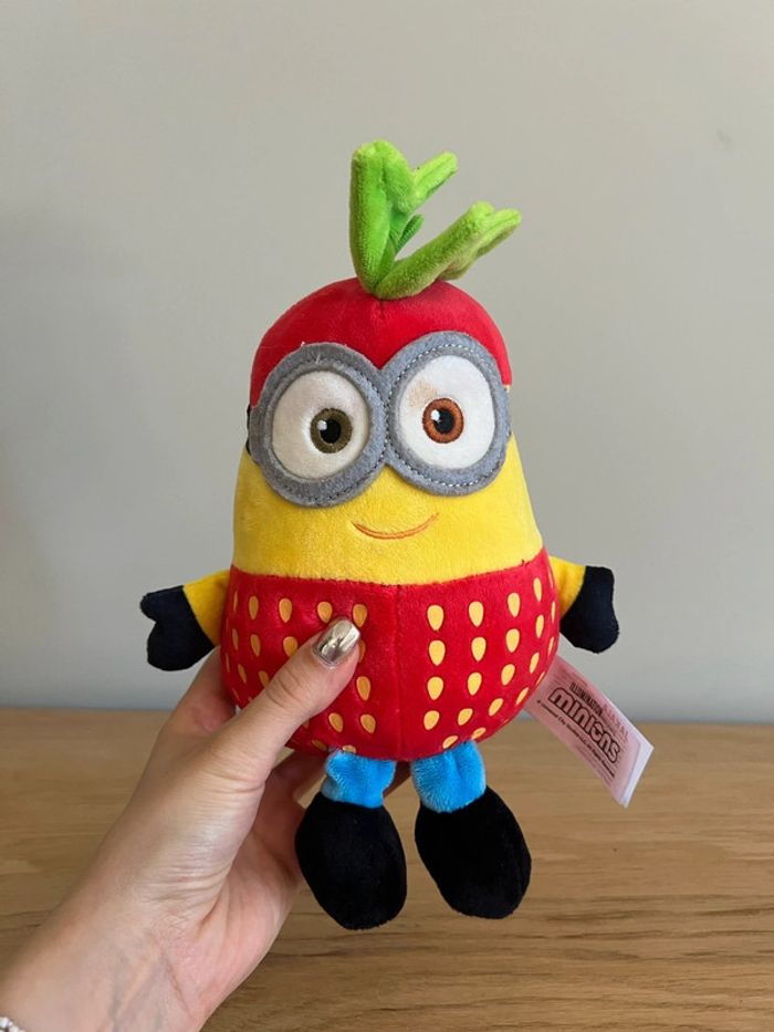 Peluche Les minions - fraise - photo numéro 2
