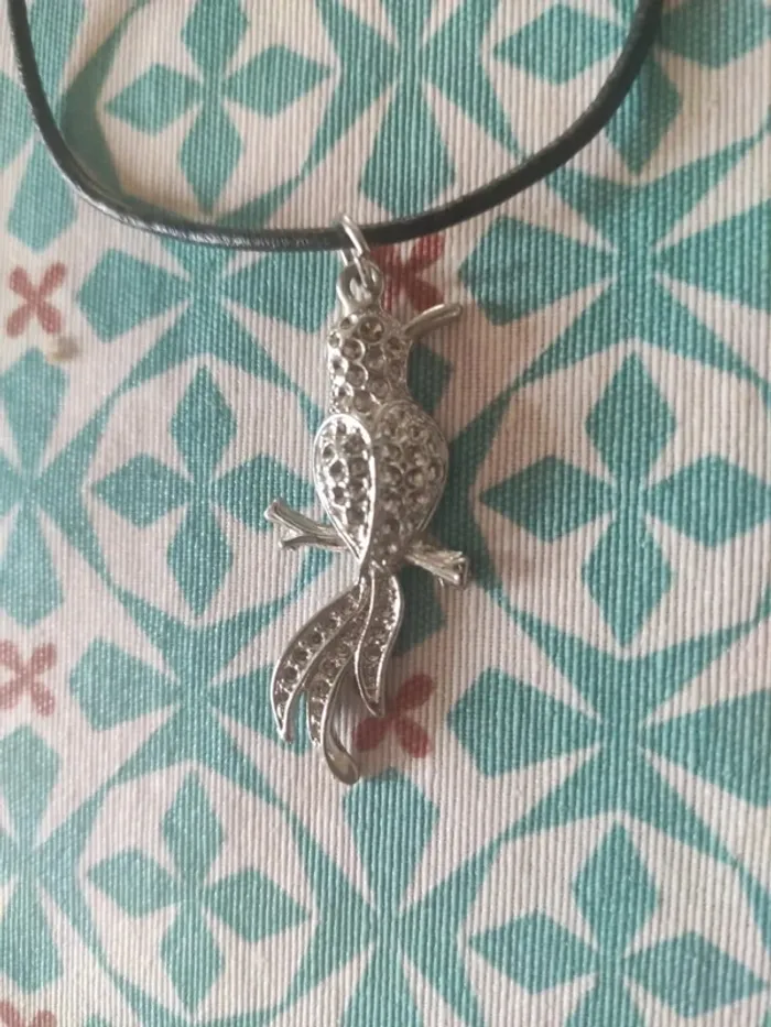 Collier oiseau argenté métal neuf - photo numéro 2