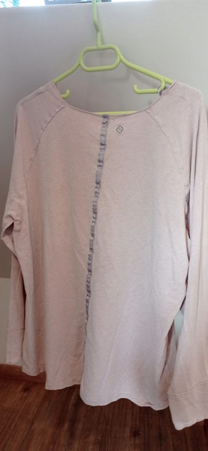 Pull femme taille 50/52 - photo numéro 3