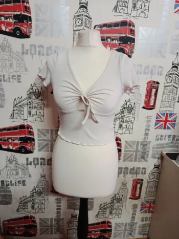 Croc top