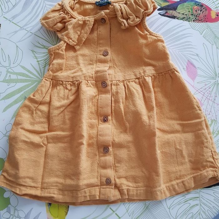 Robe đź‘— taille 9 mois