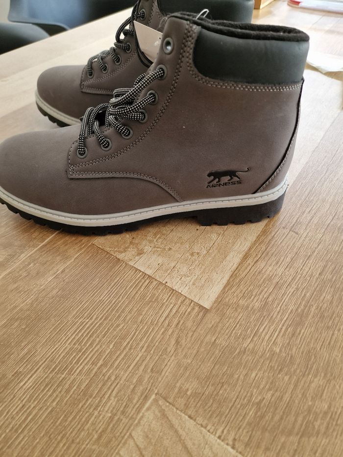 Chaussures montantes airness