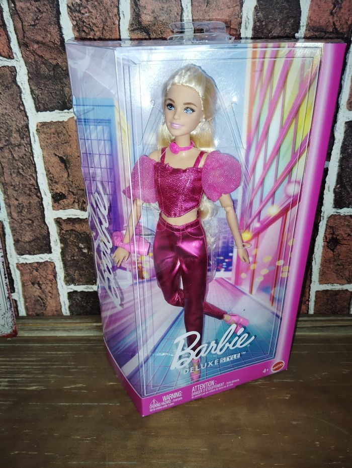 Poupée Barbie deluxe style - photo numéro 1