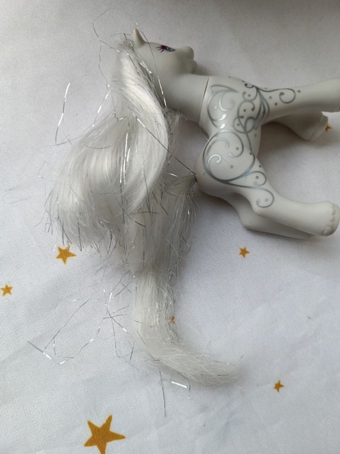 Little Pony petit poney argenté silver diamond star diamant 1997 swirl princesse magic hasbro - photo numéro 10