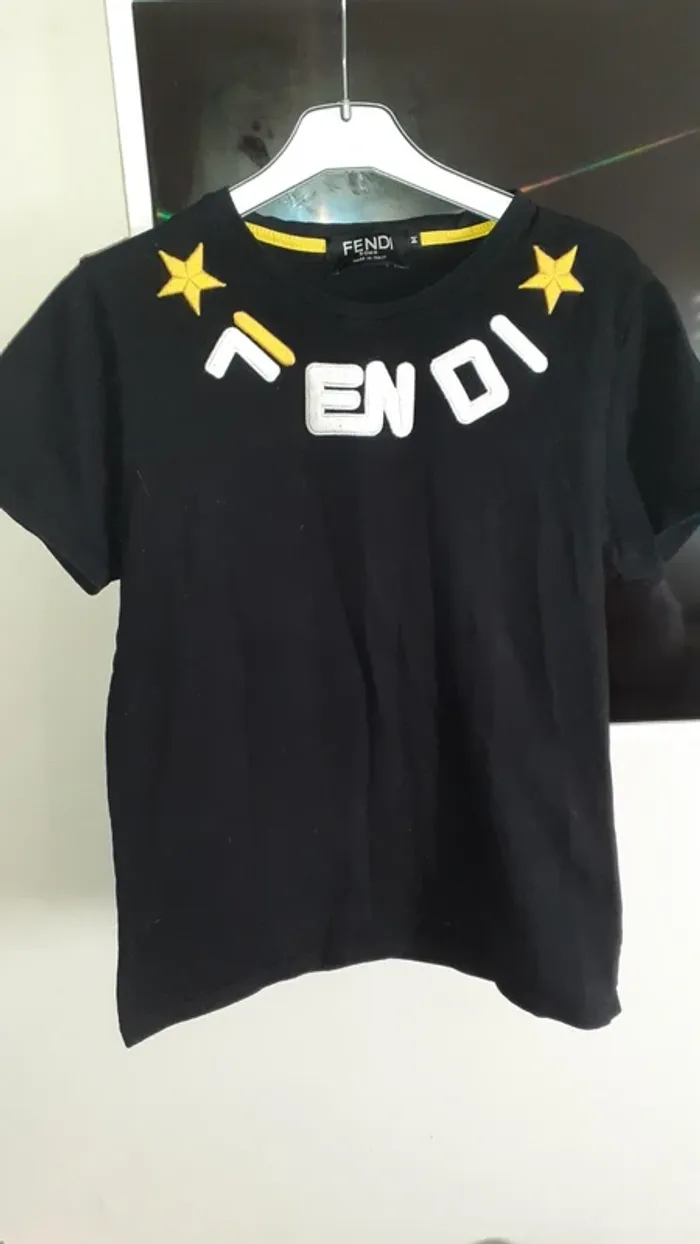 Tshirt noir - photo numéro 2