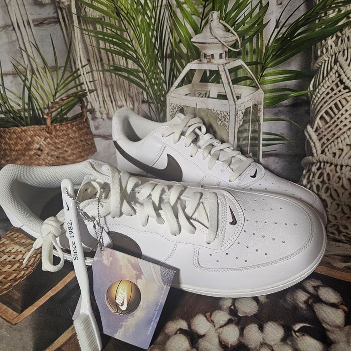 Basket NIKE AIR FORCE 1 LOW RETRO "ANNIVERSARY EDITION" – ÉTAT NEUF - photo numéro 3