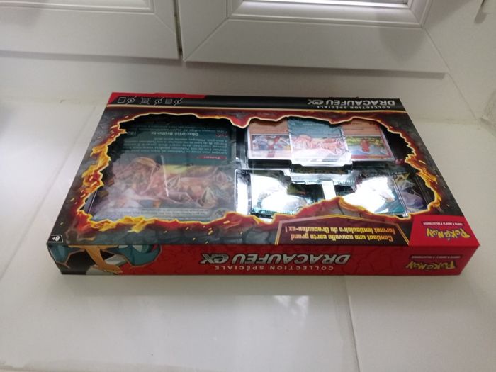 Coffret pokémon Dracaufeu ex - photo numéro 6