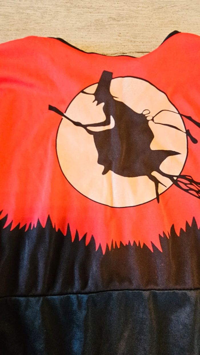 Robe sans manche noire/rouge d Halloween, taille 3/6 ans, nickel - photo numéro 4