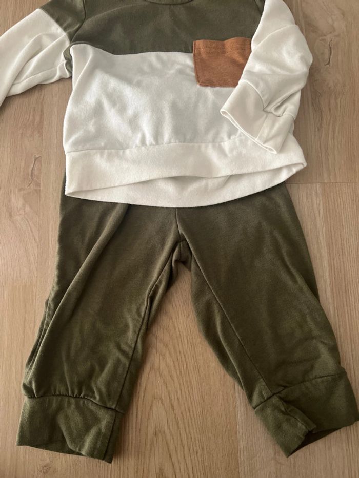 Ensemble kaki bébé - photo numéro 3