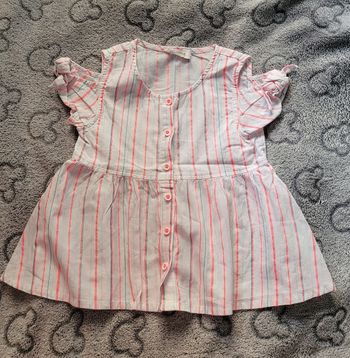 Blouse découpes épaules