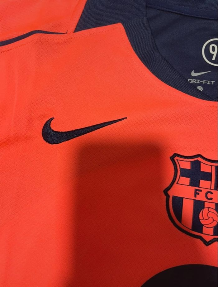 Maillot foot Barcelone . - photo numéro 3