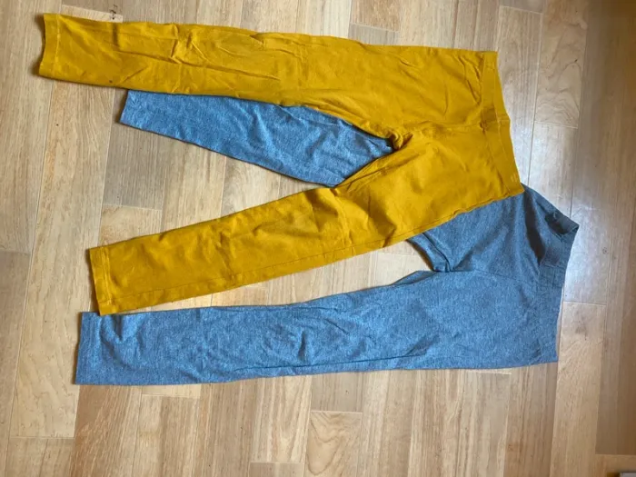 Lot 2 legging fille taille 12 ans