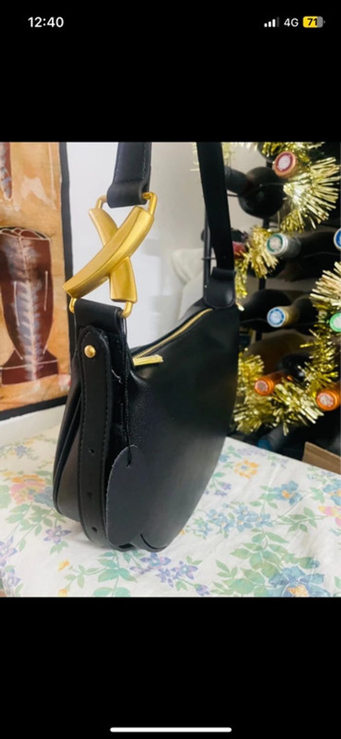 Magnifique sac à main en cuir noir valeur neuf 78 € - photo numéro 5