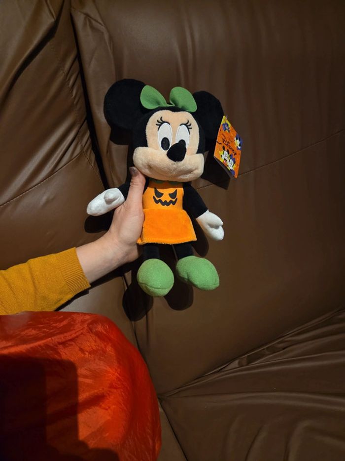 Peluche Minnie robe citrouille Disney neuf +-17 cm