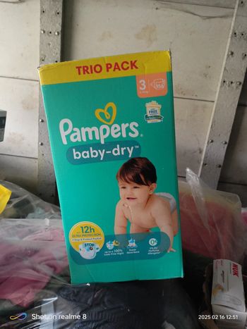 156 couches Pampers baby dry taille 3