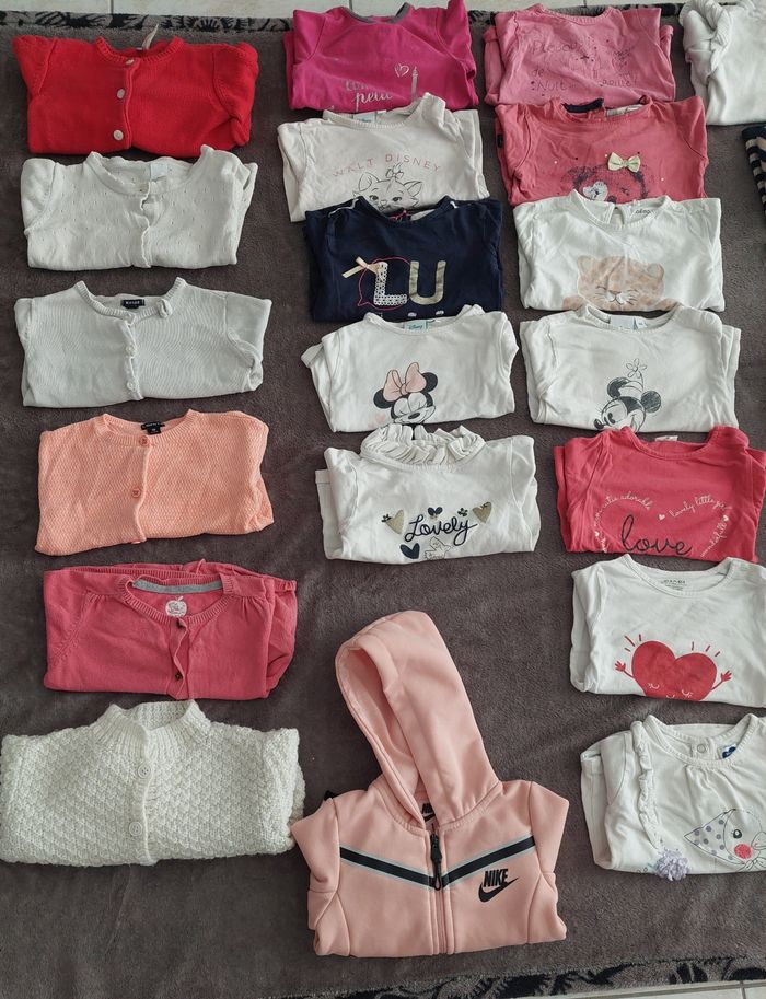 Lot vêtements fille mi saison 12-18 mois - photo numéro 2