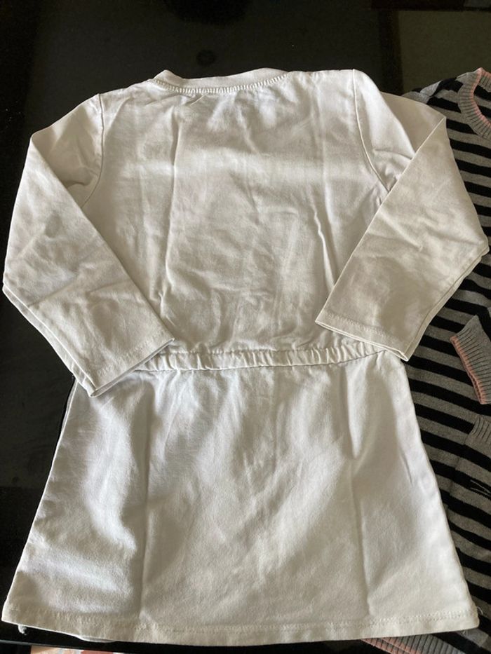 Lot robes - photo numéro 3