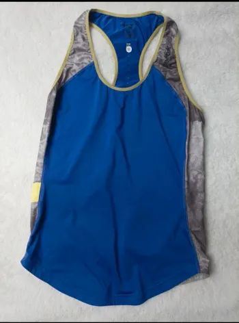 Haut sport Reebok Taille 38