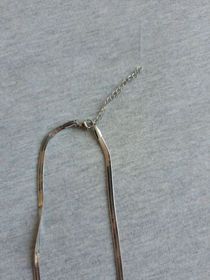 Collier raz de cou - photo numéro 5