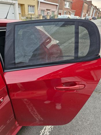 Pare soleil voiture bébé
