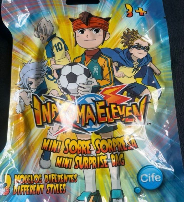 Lot de 5 petites pochettes Invizimals mini surprise - photo numéro 4