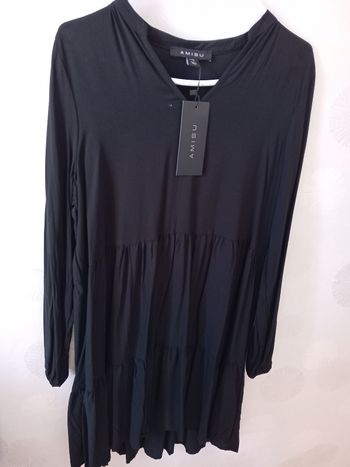 Robe midi noir neuf