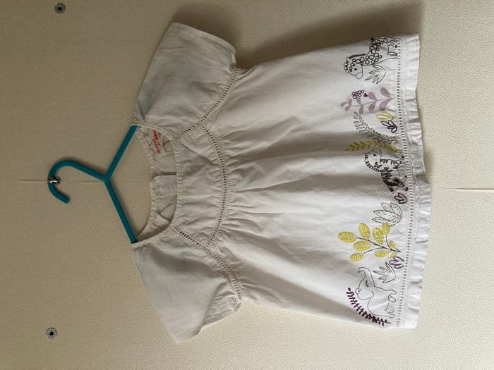 tunique avec broderie ajourée et animaux taille 18 mois