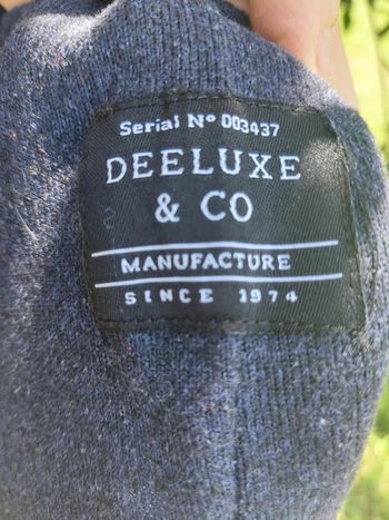 Magnifique sweat Deeluxe & CO 14 ans