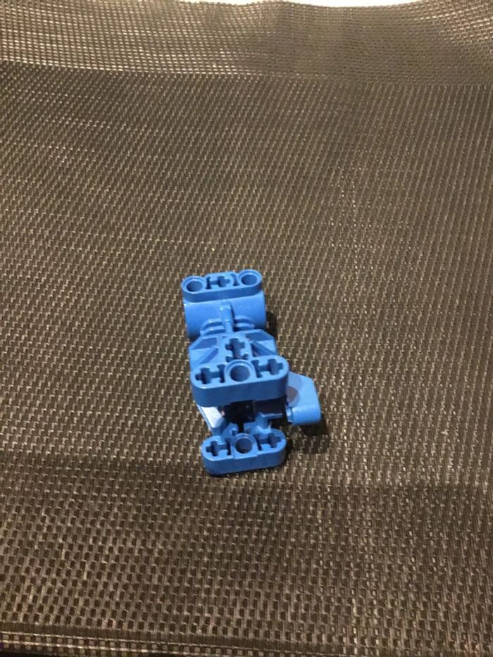 Lego Bionicle corp torse bleu pièces détachées - photo numéro 3