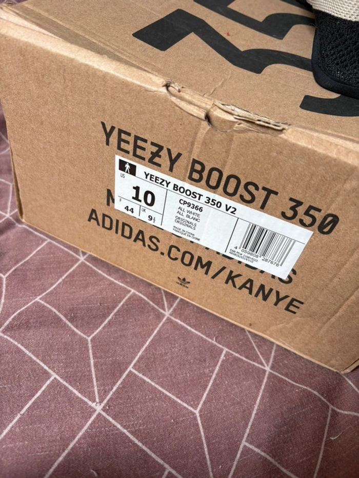 Yeezy Boost 350 V2 - photo numéro 5
