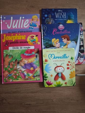 Lots livres pour enfants bon état