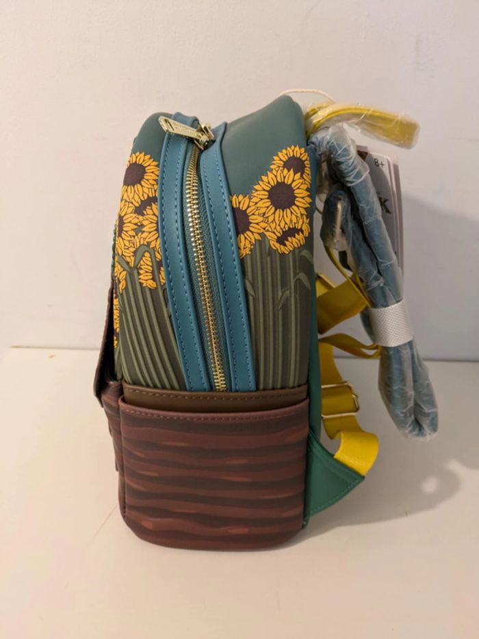 Loungefly sac à dos Shrek Spring vibes - photo numéro 2