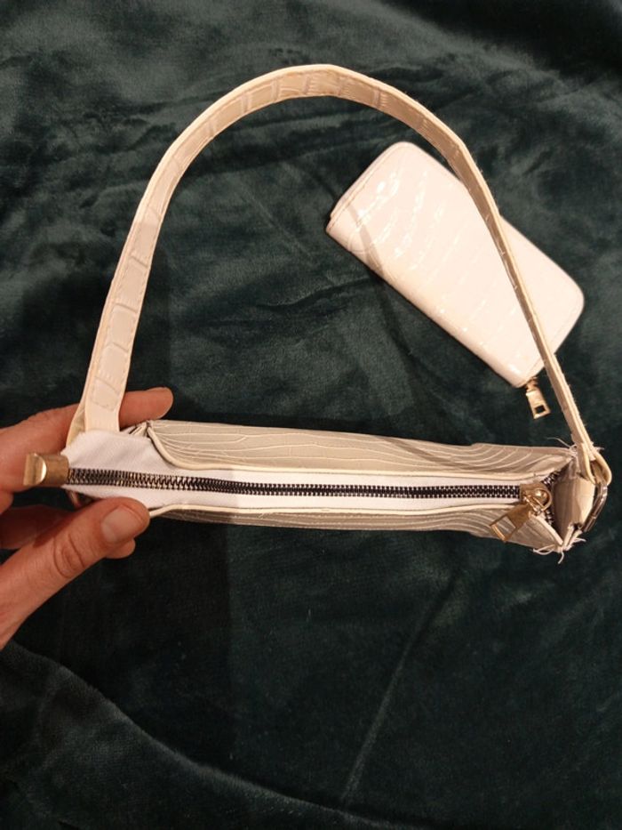 🔝 Lot sac à main et portefeuille porte-monnaie Shein blanc et doré effet croco - photo numéro 3