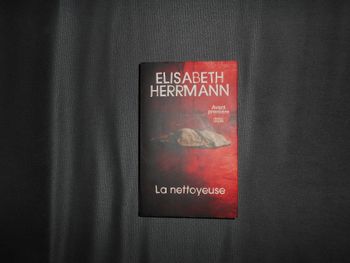 Livre: La nettoyeuse