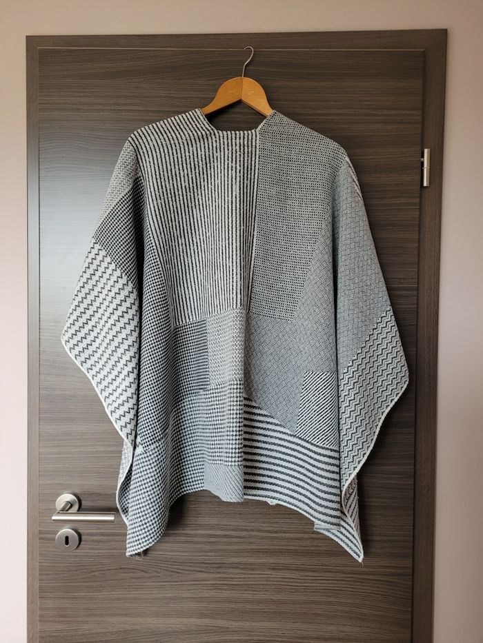 Poncho TU Christine Laure - photo numéro 3