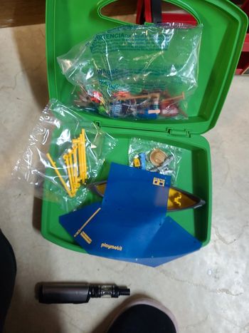 Playmobil tente kanoe neuf