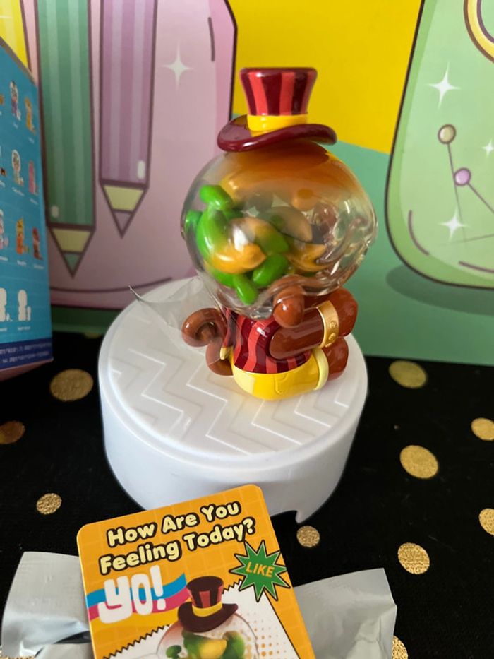 Divers figurines popmart blind box mystère - photo numéro 10