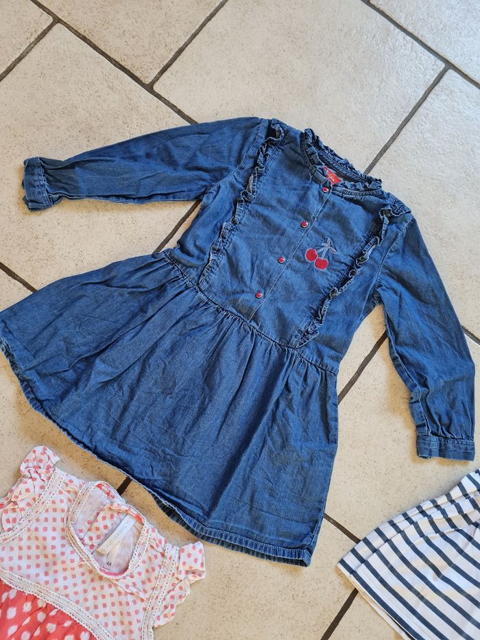 5 robes taille 4 ans - photo numéro 6