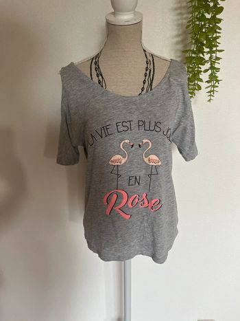 Très jolie tee shirt à courte manche femme