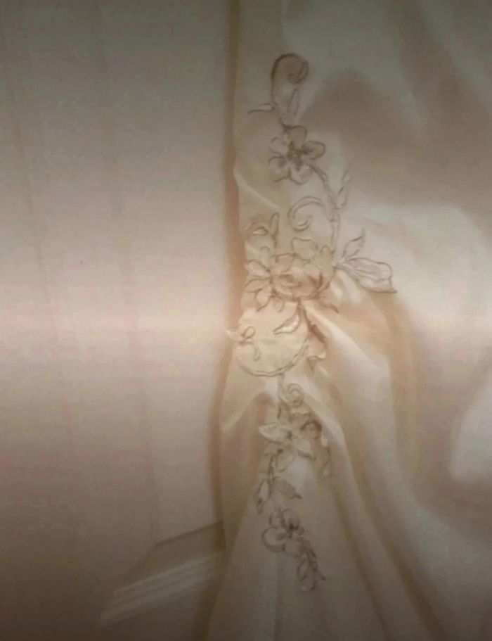 Jupe et bustier de mariage en 34 - photo numéro 3