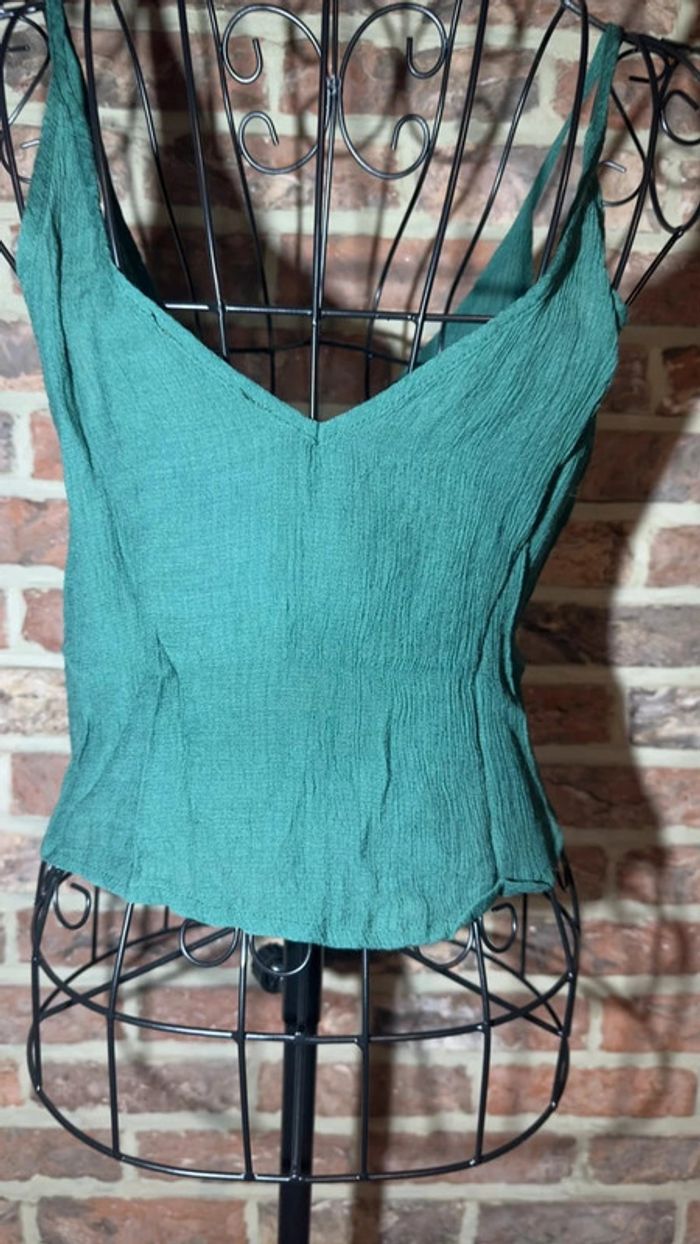 Top vert nylon avec un noeud Shein Taille S / 36 - photo numéro 8