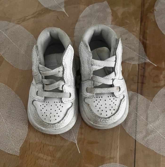 Basket Nike bébé