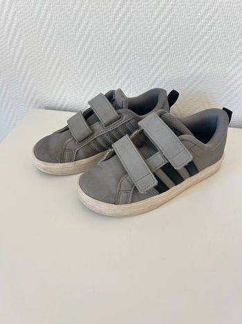 Basket adidas 30
